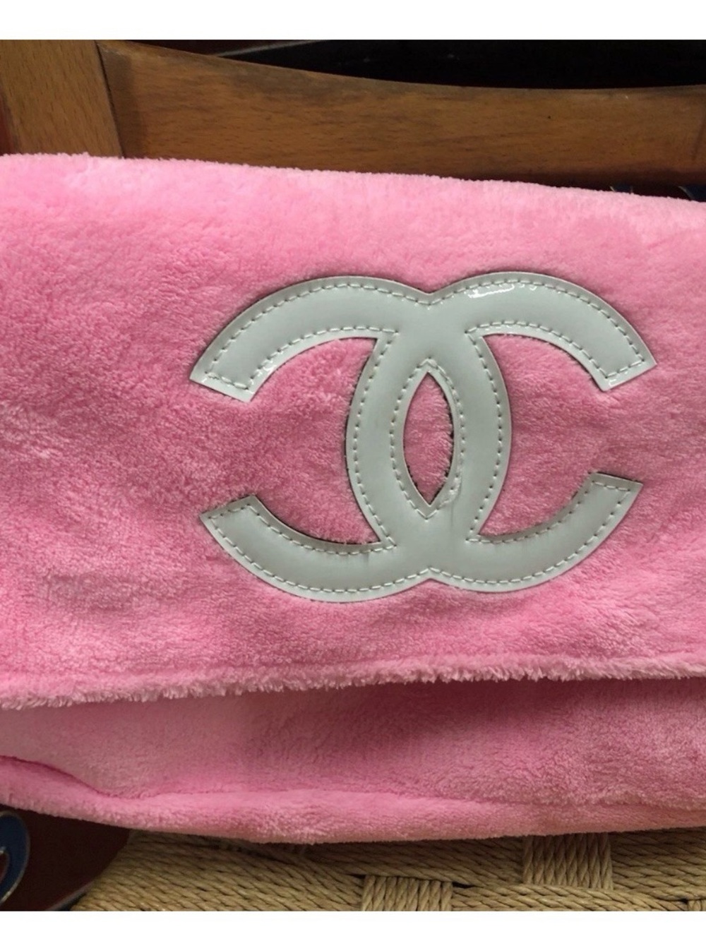 CHANEL Pink precision bag